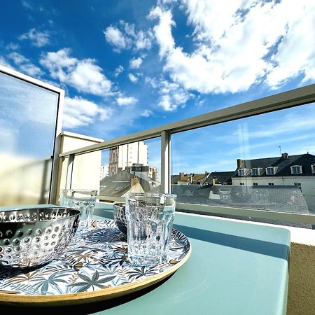 Appartement Renove Avec Gout Et Idealement Situe A Deux Pas Du Remblai Les Sables-dʼOlonne Buitenkant foto
